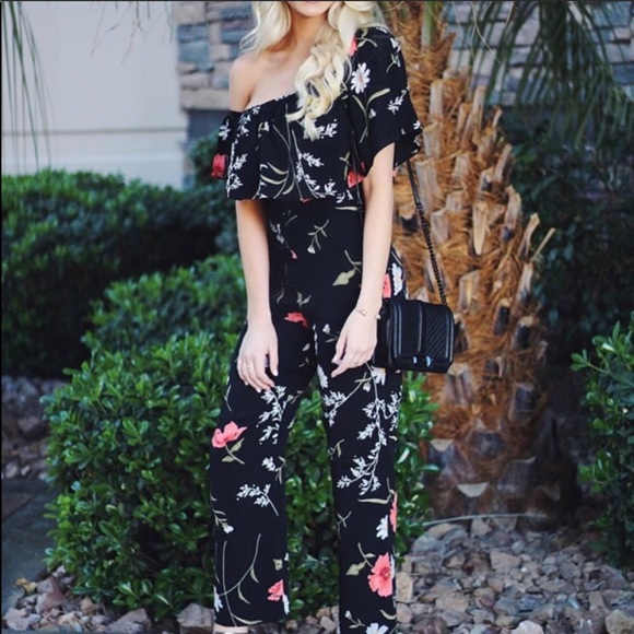 NWOT Flynn Skye Clair Jumper - Picture 3 of 3